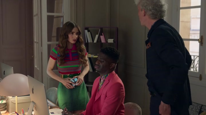 Emily_in_Paris_S02E01_WEBRip_x264-ION10_1094.jpg
