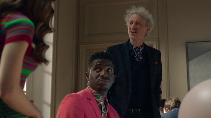 Emily_in_Paris_S02E01_WEBRip_x264-ION10_1097.jpg Emily_in_Paris_S02E01_WEBRip_x264-ION10_1097.jpg
