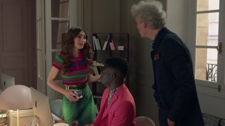 Emily_in_Paris_S02E01_WEBRip_x264-ION10_1099.jpg