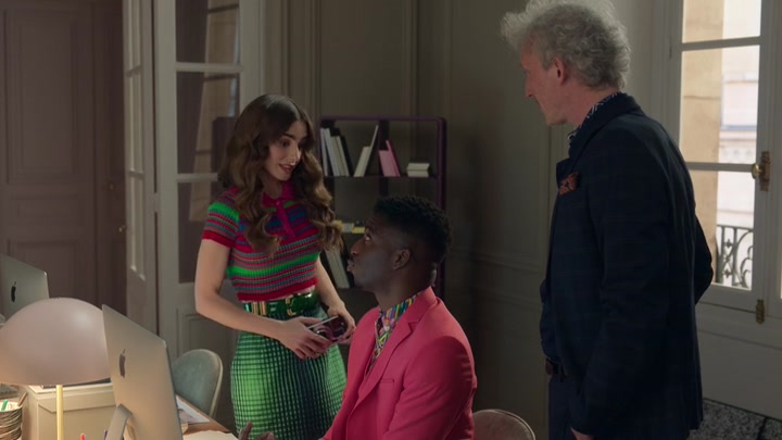 Emily_in_Paris_S02E01_WEBRip_x264-ION10_1116.jpg