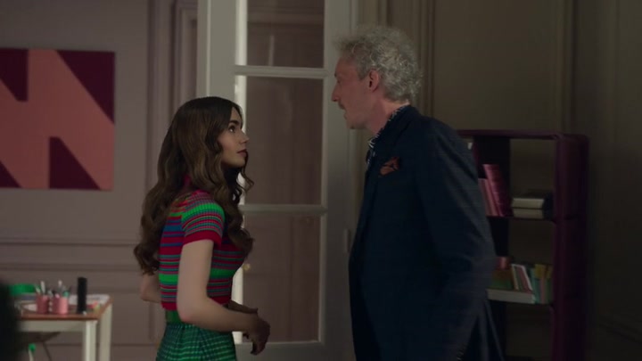 Emily_in_Paris_S02E01_WEBRip_x264-ION10_1121.jpg