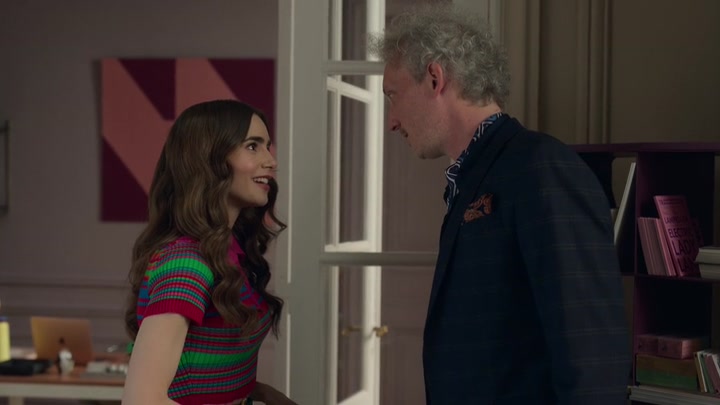 Emily_in_Paris_S02E01_WEBRip_x264-ION10_1126.jpg