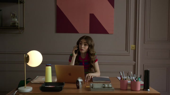 Emily_in_Paris_S02E01_WEBRip_x264-ION10_1300.jpg Emily_in_Paris_S02E01_WEBRip_x264-ION10_1300.jpg