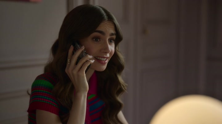 Emily_in_Paris_S02E01_WEBRip_x264-ION10_1307.jpg