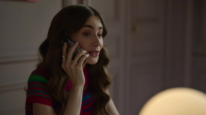 Emily_in_Paris_S02E01_WEBRip_x264-ION10_1314.jpg