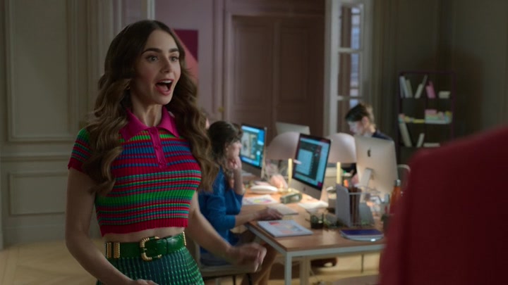 Emily_in_Paris_S02E01_WEBRip_x264-ION10_1349.jpg Emily_in_Paris_S02E01_WEBRip_x264-ION10_1349.jpg