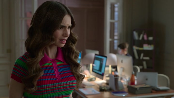 Emily_in_Paris_S02E01_WEBRip_x264-ION10_1383.jpg