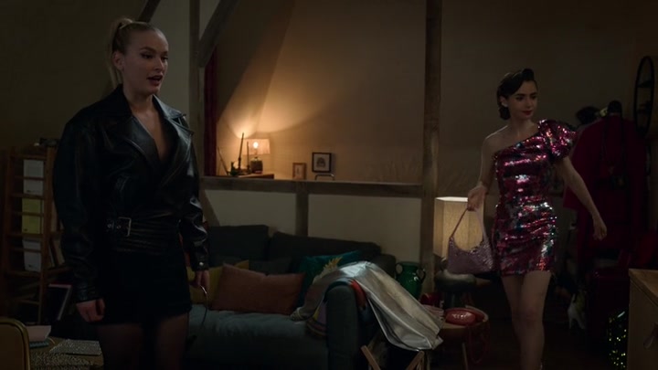 Emily_in_Paris_S02E01_WEBRip_x264-ION10_1456.jpg Emily_in_Paris_S02E01_WEBRip_x264-ION10_1456.jpg