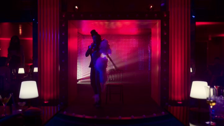 Emily_in_Paris_S02E01_WEBRip_x264-ION10_1676.jpg Emily_in_Paris_S02E01_WEBRip_x264-ION10_1676.jpg