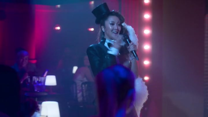 Emily_in_Paris_S02E01_WEBRip_x264-ION10_1749.jpg Emily_in_Paris_S02E01_WEBRip_x264-ION10_1749.jpg
