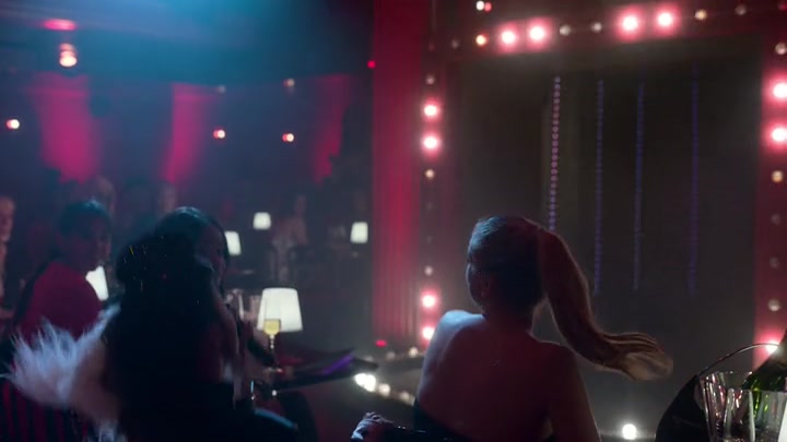 Emily_in_Paris_S02E01_WEBRip_x264-ION10_1763.jpg Emily_in_Paris_S02E01_WEBRip_x264-ION10_1763.jpg