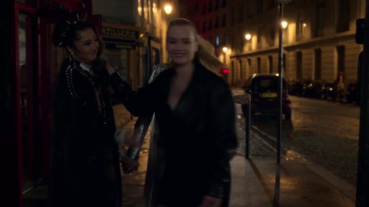 Emily_in_Paris_S02E01_WEBRip_x264-ION10_1977.jpg Emily_in_Paris_S02E01_WEBRip_x264-ION10_1977.jpg