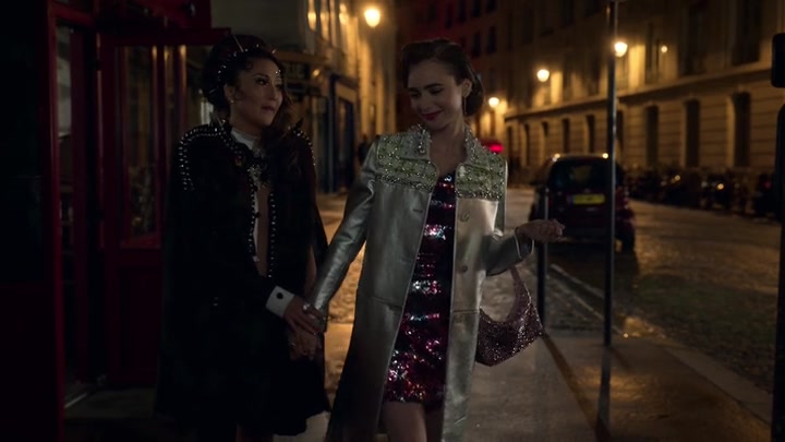 Emily_in_Paris_S02E01_WEBRip_x264-ION10_1983.jpg