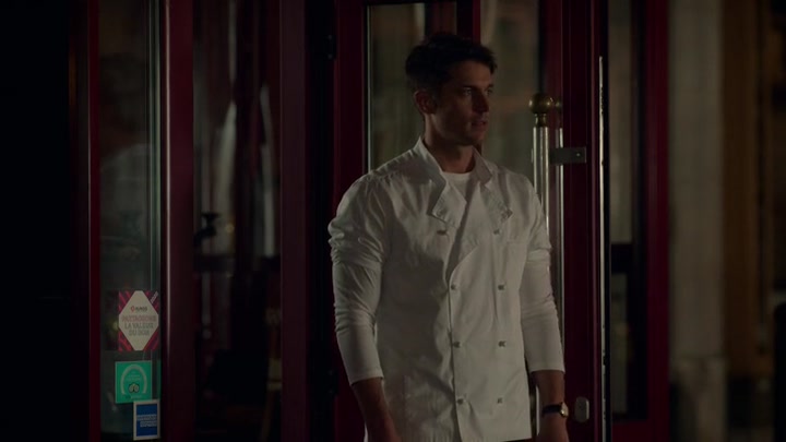 Emily_in_Paris_S02E01_WEBRip_x264-ION10_2009.jpg