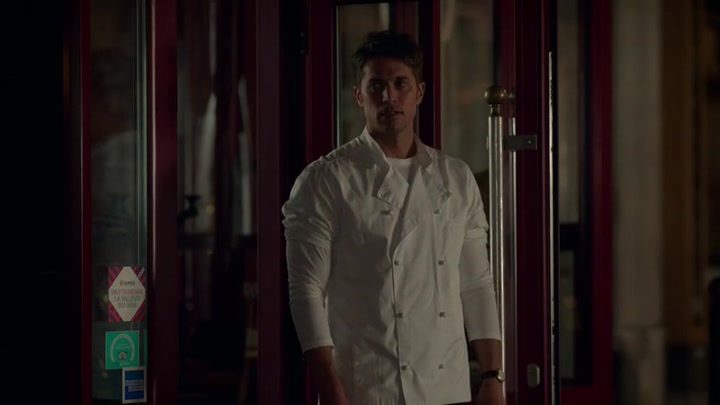 Emily_in_Paris_S02E01_WEBRip_x264-ION10_2011.jpg