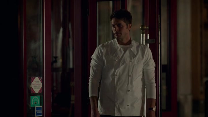 Emily_in_Paris_S02E01_WEBRip_x264-ION10_2014.jpg