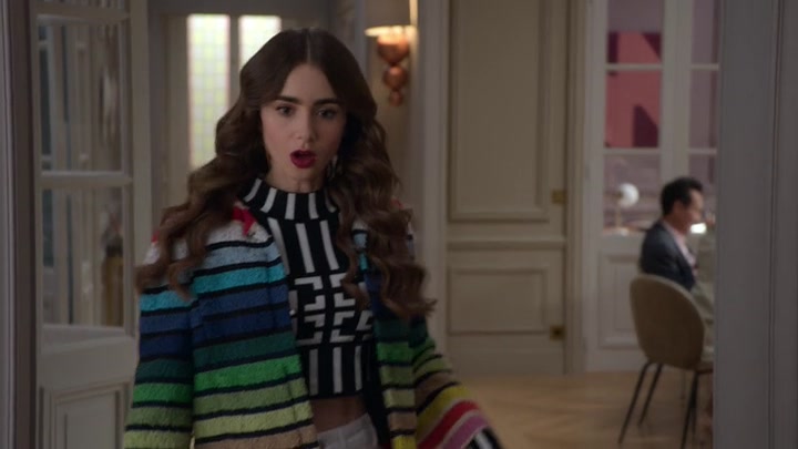 Emily_in_Paris_S02E01_WEBRip_x264-ION10_2073.jpg