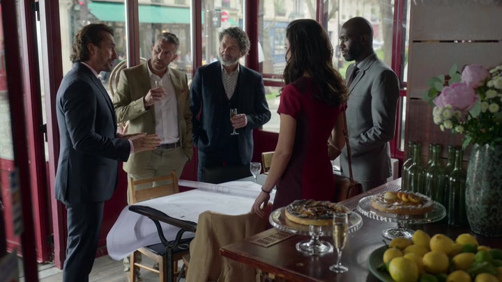 Emily_in_Paris_S02E01_WEBRip_x264-ION10_2150.jpg Emily_in_Paris_S02E01_WEBRip_x264-ION10_2150.jpg