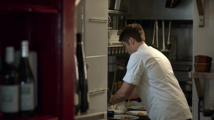 Emily_in_Paris_S02E01_WEBRip_x264-ION10_2212.jpg Emily_in_Paris_S02E01_WEBRip_x264-ION10_2212.jpg