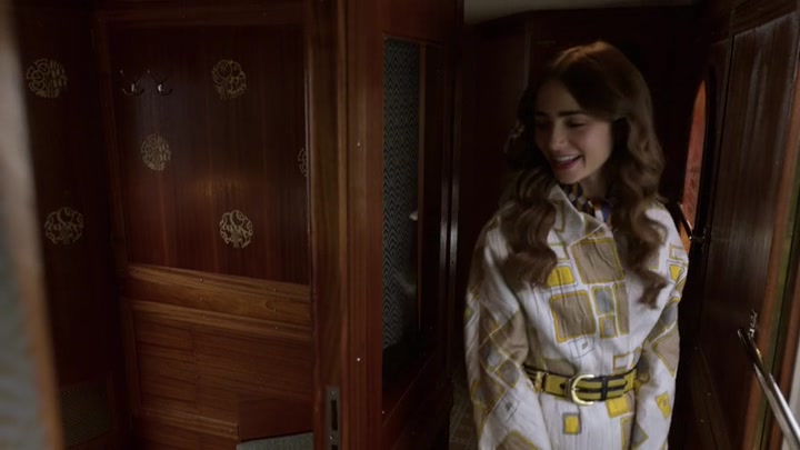 Emily_in_Paris_S02E01_WEBRip_x264-ION10_2371.jpg Emily_in_Paris_S02E01_WEBRip_x264-ION10_2371.jpg