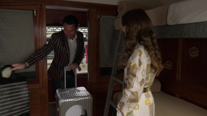 Emily_in_Paris_S02E01_WEBRip_x264-ION10_2384.jpg Emily_in_Paris_S02E01_WEBRip_x264-ION10_2384.jpg