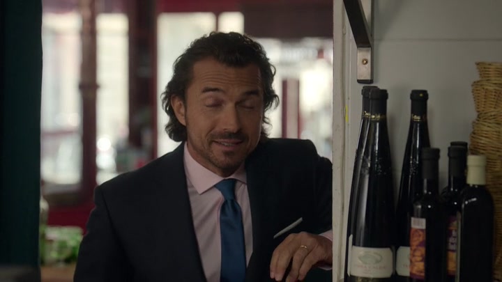 Emily_in_Paris_S02E01_WEBRip_x264-ION10_2451.jpg Emily_in_Paris_S02E01_WEBRip_x264-ION10_2451.jpg