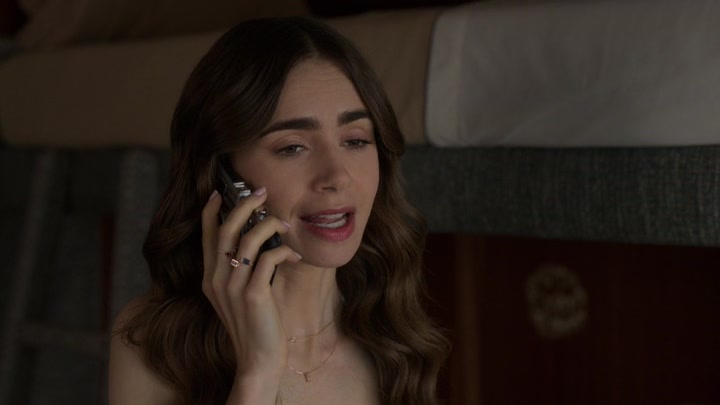 Emily_in_Paris_S02E01_WEBRip_x264-ION10_2598.jpg Emily_in_Paris_S02E01_WEBRip_x264-ION10_2598.jpg