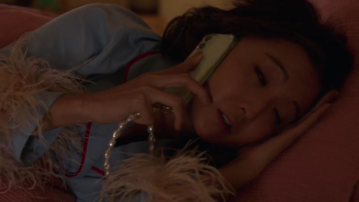 Emily_in_Paris_S02E02_WEBRip_x264-ION10_0209.jpg Emily_in_Paris_S02E02_WEBRip_x264-ION10_0209.jpg