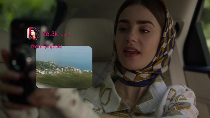 Emily_in_Paris_S02E02_WEBRip_x264-ION10_0280.jpg