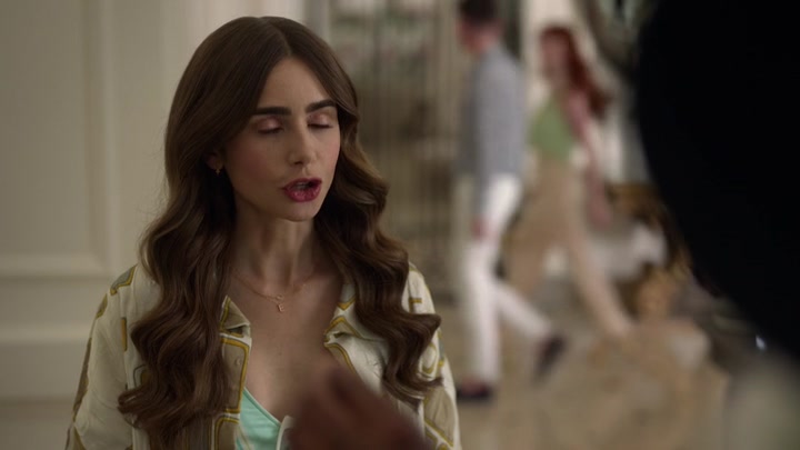Emily_in_Paris_S02E02_WEBRip_x264-ION10_0362.jpg Emily_in_Paris_S02E02_WEBRip_x264-ION10_0362.jpg
