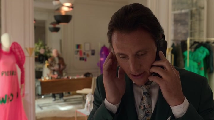 Emily_in_Paris_S02E02_WEBRip_x264-ION10_0552.jpg Emily_in_Paris_S02E02_WEBRip_x264-ION10_0552.jpg