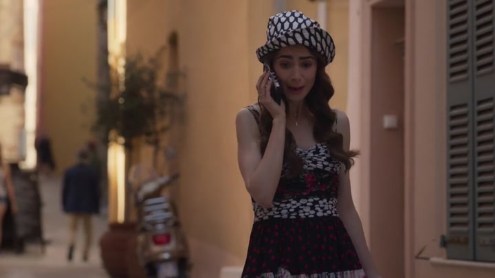 Emily_in_Paris_S02E02_WEBRip_x264-ION10_0582.jpg Emily_in_Paris_S02E02_WEBRip_x264-ION10_0582.jpg
