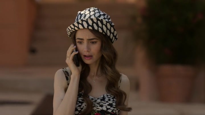 Emily_in_Paris_S02E02_WEBRip_x264-ION10_0609.jpg Emily_in_Paris_S02E02_WEBRip_x264-ION10_0609.jpg