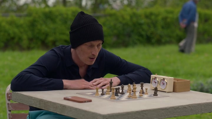 Emily_in_Paris_S02E02_WEBRip_x264-ION10_0639.jpg Emily_in_Paris_S02E02_WEBRip_x264-ION10_0639.jpg