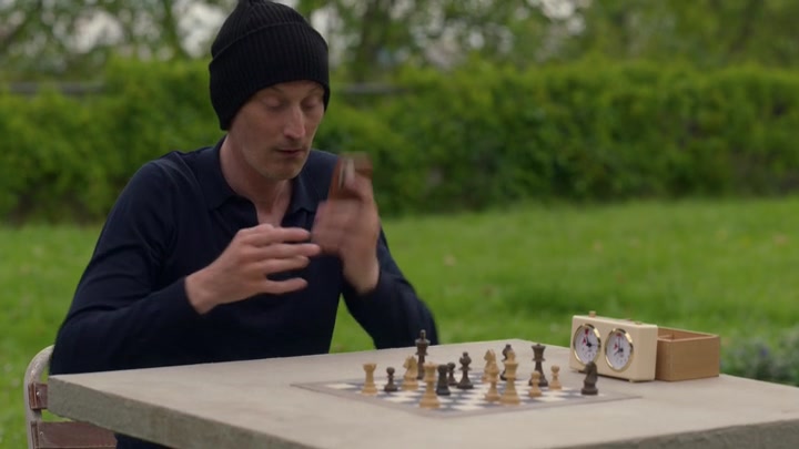 Emily_in_Paris_S02E02_WEBRip_x264-ION10_0643.jpg Emily_in_Paris_S02E02_WEBRip_x264-ION10_0643.jpg