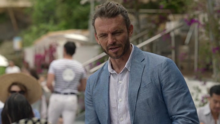 Emily_in_Paris_S02E02_WEBRip_x264-ION10_0772.jpg Emily_in_Paris_S02E02_WEBRip_x264-ION10_0772.jpg