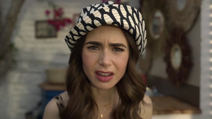 Emily_in_Paris_S02E02_WEBRip_x264-ION10_0922.jpg