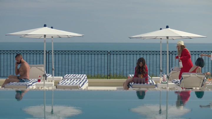 Emily_in_Paris_S02E02_WEBRip_x264-ION10_1034.jpg Emily_in_Paris_S02E02_WEBRip_x264-ION10_1034.jpg