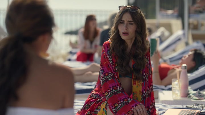 Emily_in_Paris_S02E02_WEBRip_x264-ION10_1099.jpg Emily_in_Paris_S02E02_WEBRip_x264-ION10_1099.jpg