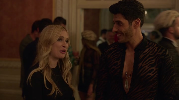 Emily_in_Paris_S02E02_WEBRip_x264-ION10_1428.jpg Emily_in_Paris_S02E02_WEBRip_x264-ION10_1428.jpg