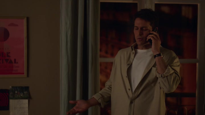 Emily_in_Paris_S02E02_WEBRip_x264-ION10_1527.jpg