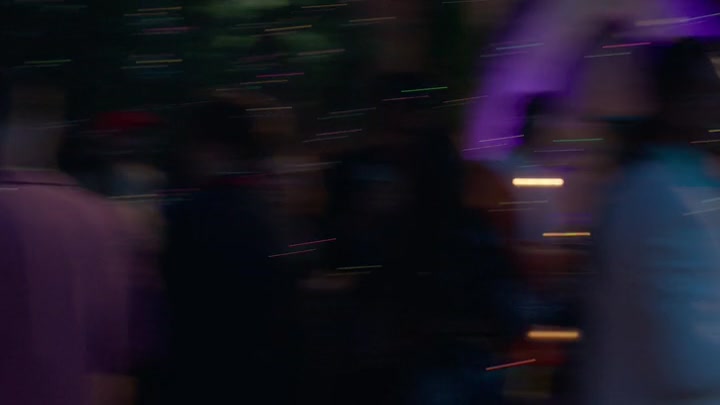 Emily_in_Paris_S02E02_WEBRip_x264-ION10_1584.jpg