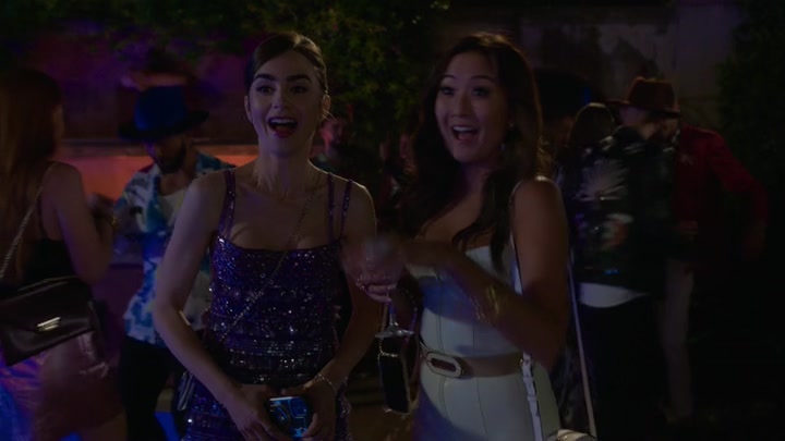 Emily_in_Paris_S02E02_WEBRip_x264-ION10_1619.jpg Emily_in_Paris_S02E02_WEBRip_x264-ION10_1619.jpg