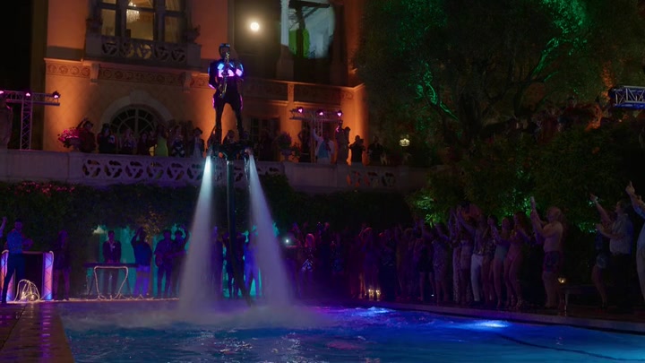 Emily_in_Paris_S02E02_WEBRip_x264-ION10_1657.jpg Emily_in_Paris_S02E02_WEBRip_x264-ION10_1657.jpg
