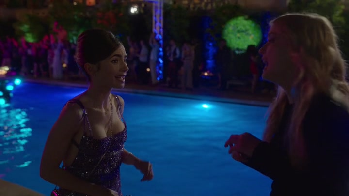 Emily_in_Paris_S02E02_WEBRip_x264-ION10_1724.jpg
