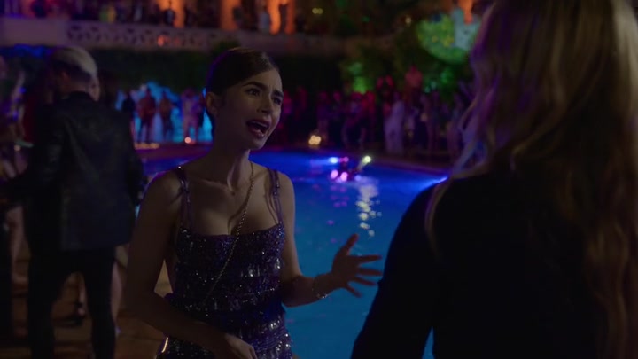 Emily_in_Paris_S02E02_WEBRip_x264-ION10_1731.jpg