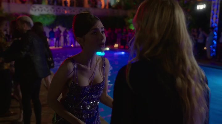 Emily_in_Paris_S02E02_WEBRip_x264-ION10_1736.jpg Emily_in_Paris_S02E02_WEBRip_x264-ION10_1736.jpg
