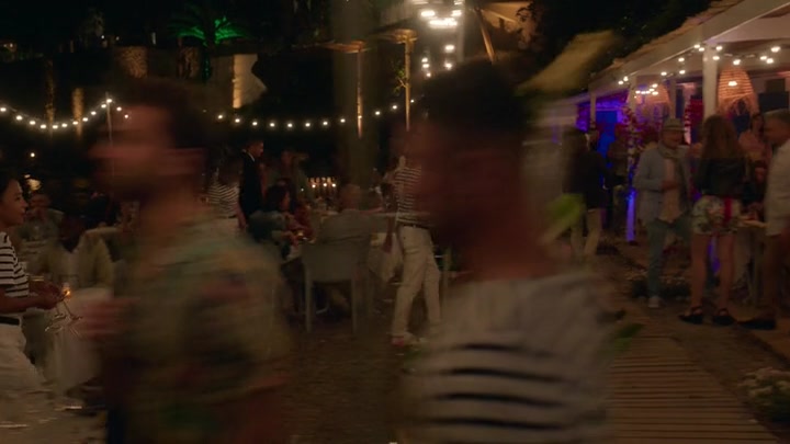 Emily_in_Paris_S02E02_WEBRip_x264-ION10_1782.jpg Emily_in_Paris_S02E02_WEBRip_x264-ION10_1782.jpg