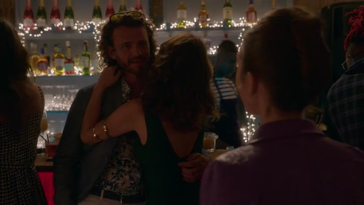 Emily_in_Paris_S02E02_WEBRip_x264-ION10_1850.jpg Emily_in_Paris_S02E02_WEBRip_x264-ION10_1850.jpg
