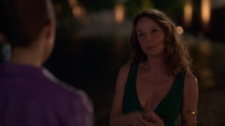 Emily_in_Paris_S02E02_WEBRip_x264-ION10_1899.jpg Emily_in_Paris_S02E02_WEBRip_x264-ION10_1899.jpg